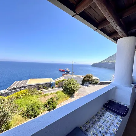 Holiday home Casa Ornella, Con Vista Mozzafiato Sulle Eolie *