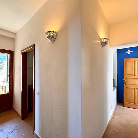 Casa Ornella, Con Vista Mozzafiato Sulle Eolie 別荘